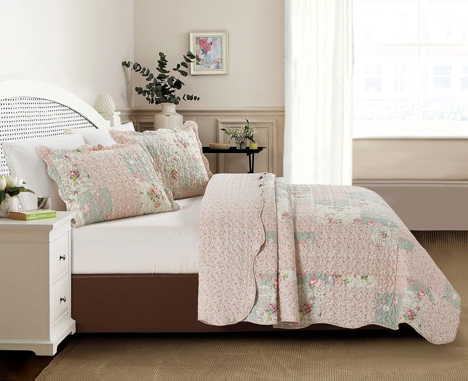 Sunshine 3-Piece Full/Queen Pink Green Patchwork Reversible Floral Quilt Coverlet Set